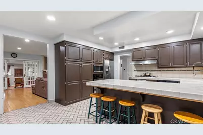 18600 Knapp Street, Northridge, CA 91324 - Photo 17