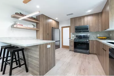 5808 Irvine Avenue, North Hollywood, CA 91601 - Photo 11