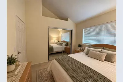 9141 Vincente Way, Los Angeles, CA 91343 - Photo 19