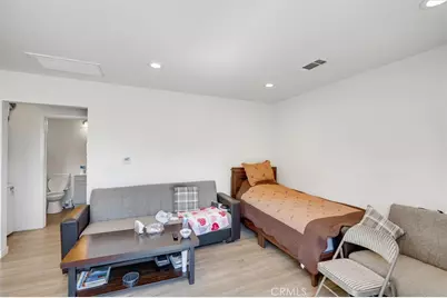 18544 Bryant Street, Northridge, CA 91324 - Photo 21