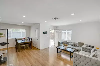 18544 Bryant Street, Northridge, CA 91324 - Photo 11