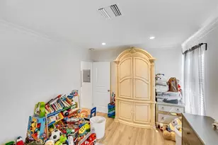 18544 Bryant St, Northridge, CA 91324 - Photo 19