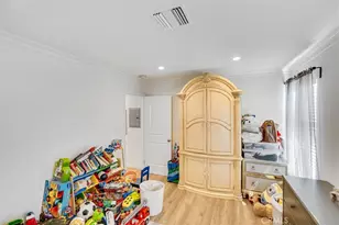 18544 Bryant St, Northridge, CA 91324 - Photo 19