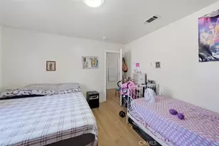 14212 Vanowen St, Van Nuys, CA 91405 - Photo 23