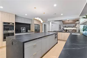 20225 Allentown Dr, Woodland Hills, CA 91364 - Photo 17