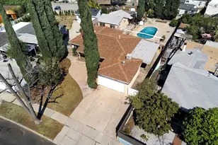 8320 Bardwell Ave, Panorama City, CA 91402 - Photo 29