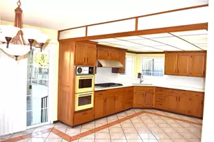 8320 Bardwell Ave, Panorama City, CA 91402 - Photo 5
