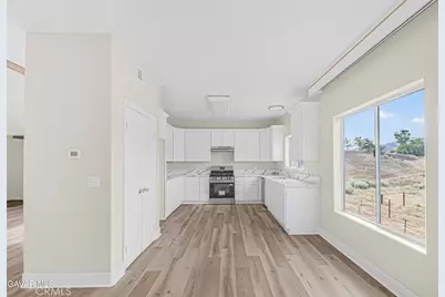 8546 Calva Street, Leona Valley, CA 93551 - Photo 11