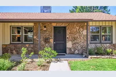 7357 Anatola Avenue, Lake Balboa, CA 91406 - Photo 5