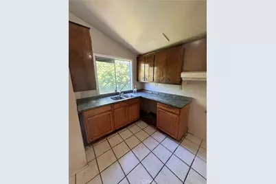 18710 Kimbrough Street, Canyon Country, CA 91351 - Photo 5