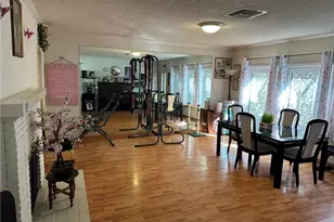 22901 Leonora Dr, Woodland Hills, CA 91367 - Photo 3