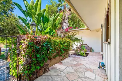 4610 Arriba Drive, Tarzana, CA 91356 - Photo 21