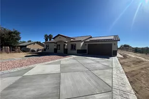 40546 172nd St E, Lake Los Angeles, CA 93525 - Photo 5