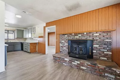 11221 Valle Vista, Phelan, CA 92371 - Photo 15