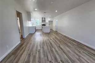8132 Hatillo, Los Angeles, CA 91306 - Photo 9