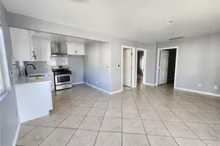 8132 Hatillo, Los Angeles, CA 91306 - Photo 19