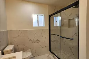 8132 Hatillo, Los Angeles, CA 91306 - Photo 11