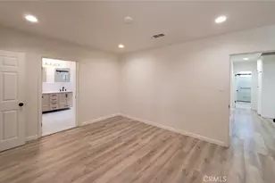 8132 Hatillo, Los Angeles, CA 91306 - Photo 19