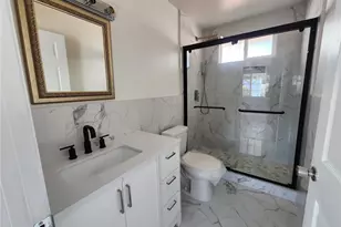 8132 Hatillo, Los Angeles, CA 91306 - Photo 17