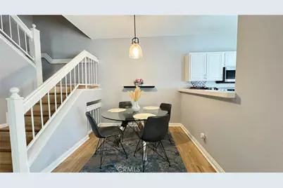 688 Indian Oak Lane #102, Oak Park, CA 91377 - Photo 3