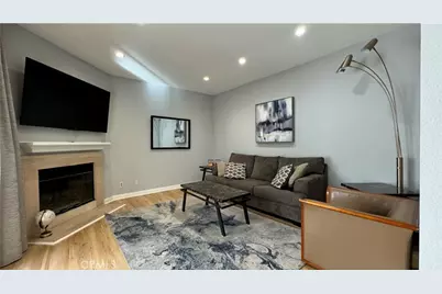 688 Indian Oak Lane #102, Oak Park, CA 91377 - Photo 1