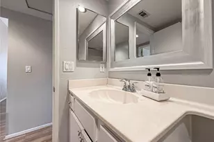 28131 Seco Canyon Rd, Saugus, CA 91390 - Photo 19