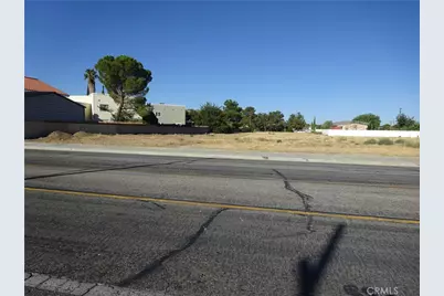 15 15th, Lancaster, CA 93535 - Photo 3