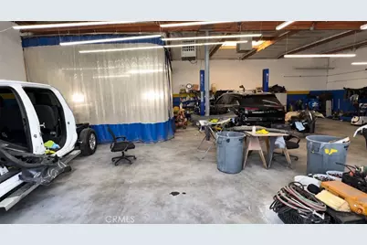 [Address not provided], Saugus, CA 91350 - Photo 3