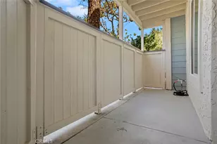 2438 Pleasant Way, Thousand Oaks, CA 91362 - Photo 25