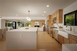 17601 McCormick St, Encino, CA 91316 - Photo 9