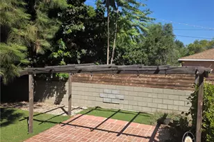 7453 Blewett Ave, Lake Balboa, CA 91406 - Photo 35