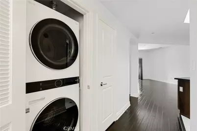 4424 Whitsett Avenue #110, Studio City, CA 91604 - Photo 7