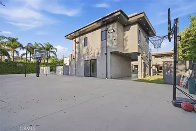 5239 Avenida Hacienda, Tarzana, CA 91356 - Photo 43