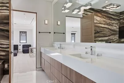 5239 Avenida Hacienda, Tarzana, CA 91356 - Photo 15