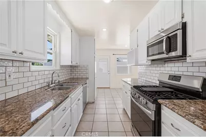 12929 Altano, Sylmar, CA 91342 - Photo 3