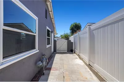 12929 Altano, Sylmar, CA 91342 - Photo 45