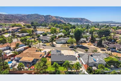 12929 Altano, Sylmar, CA 91342 - Photo 51