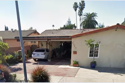 7349 Zombar, Los Angeles, CA 91406 - Photo 3