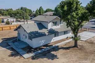 1700 Lotus Ln, Bakersfield, CA 93307 - Photo 41
