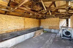 1700 Lotus Ln, Bakersfield, CA 93307 - Photo 31