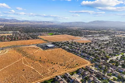 38706 La Mancha Court, Palmdale, CA 93550 - Photo 67