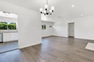 6056 Woodman Ave, Van Nuys, CA 91401 - Photo 15