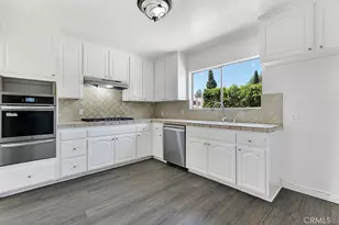 6056 Woodman Ave, Van Nuys, CA 91401 - Photo 9