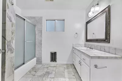 6056 Woodman Avenue, Van Nuys, CA 91401 - Photo 21