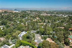 4956 Hood Dr, Woodland Hills, CA 91364 - Photo 41