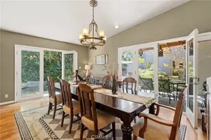 4956 Hood Dr, Woodland Hills, CA 91364 - Photo 11