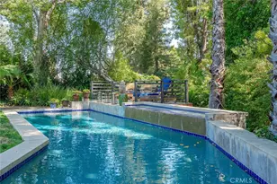 4956 Hood Dr, Woodland Hills, CA 91364 - Photo 29