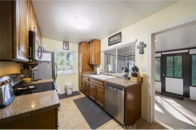 19508 Avenue Of The Oaks, Newhall, CA 91321 - Photo 13