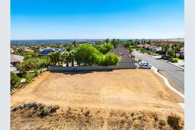 6831 Sycamore Ln, Quartz Hill, CA 93551 - Photo 9