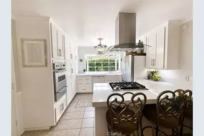 26261 Veva Way, Calabasas, CA 91302 - Photo 17